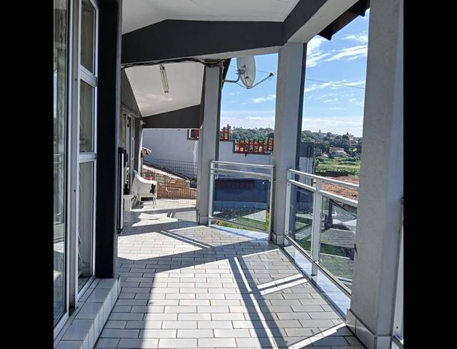 4 BEDROOM HOUSE FOR SALE IN LOTUS PARK